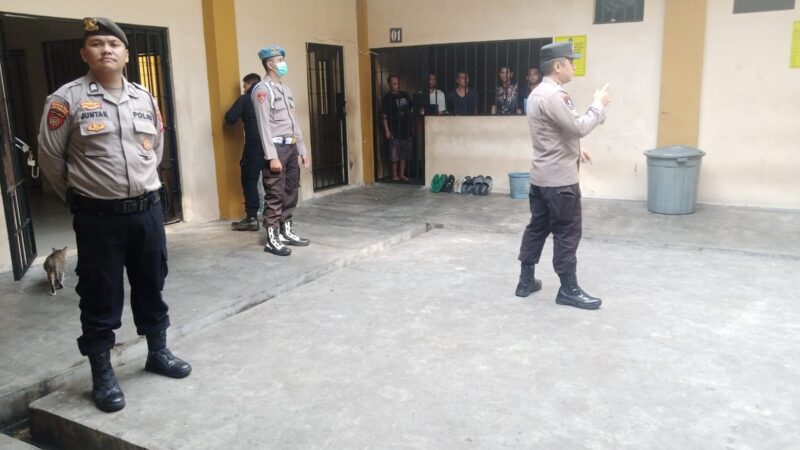 Pastikan Keamanan Optimal, Pamapta I SPKT Polresta Palangka Raya Laksanakan Kontrol Rutin Rutan