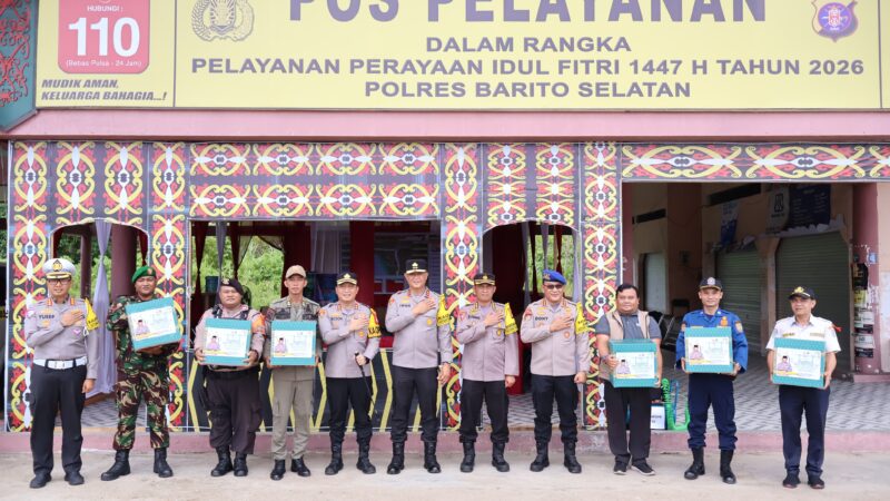 Pantau Arus Balik Lewat Jalur Udara, Kapolda Kalteng Kunjungi Pos Pelayanan Bundaran Sanggu Polres Barsel