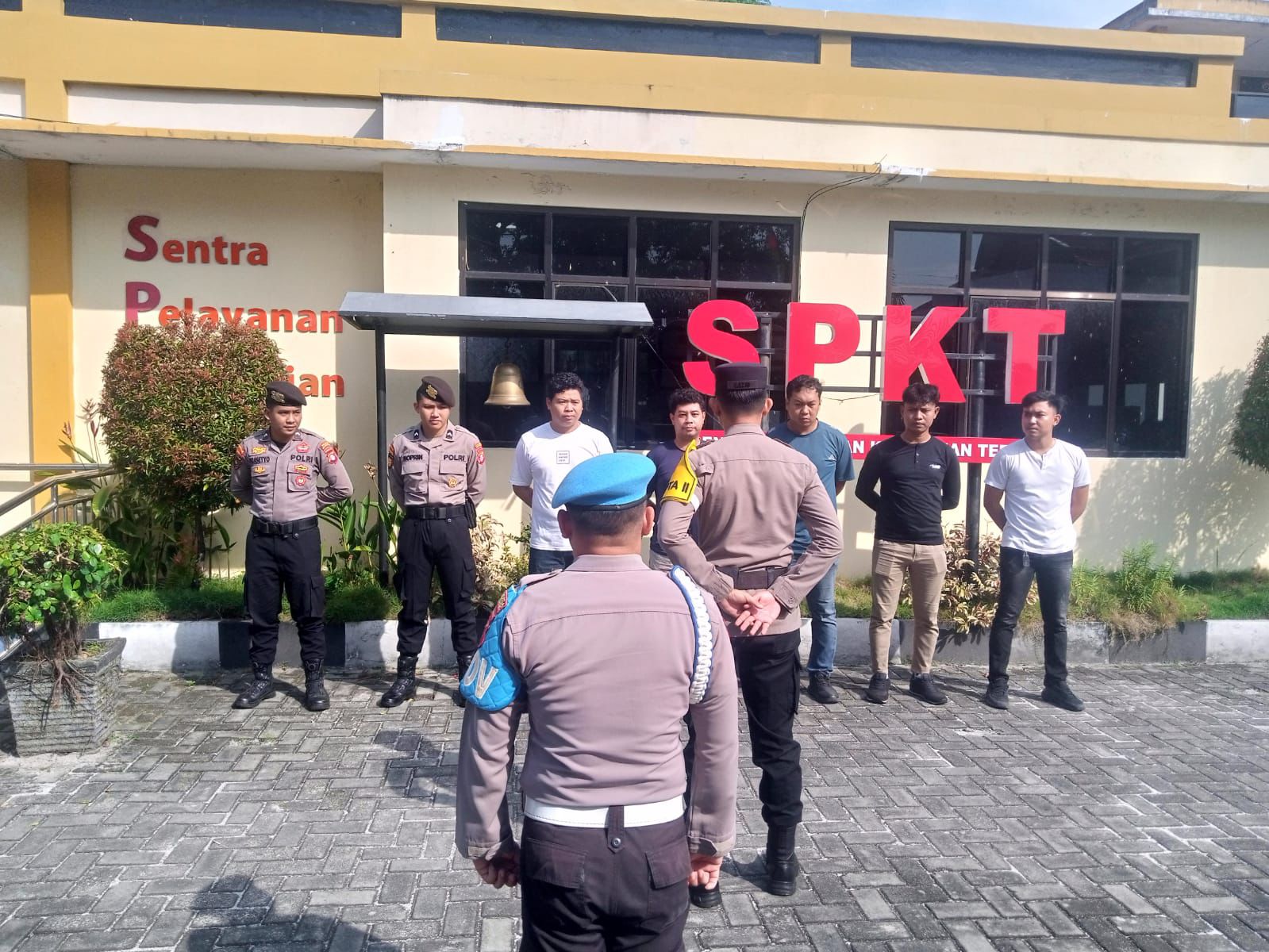 Siap Optimalkan Pelayanan, Pamapta II SPKT Polresta Palangka Raya tadi Pimpin Serah Terima Tugas