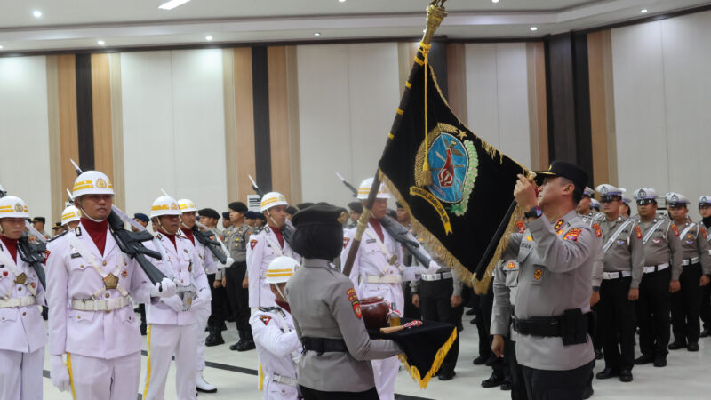 Peringati HUT ke 31, Polda Kalteng Gelar Upacara Pensucian Pataka