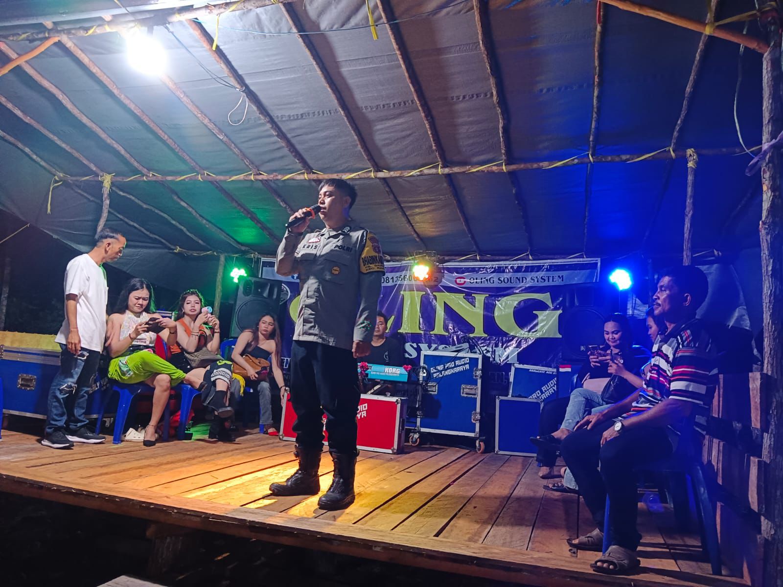 Polsek Rakumpit Sambangi Pesta Pernikahan Warga, Jaga Kamtibmas Tetap Kondusif