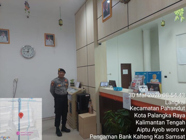 Kedepankan Sikap Humanis, Satpamobvit Polresta Palangka Raya Beri Pelayanan Ramah di Perbankan