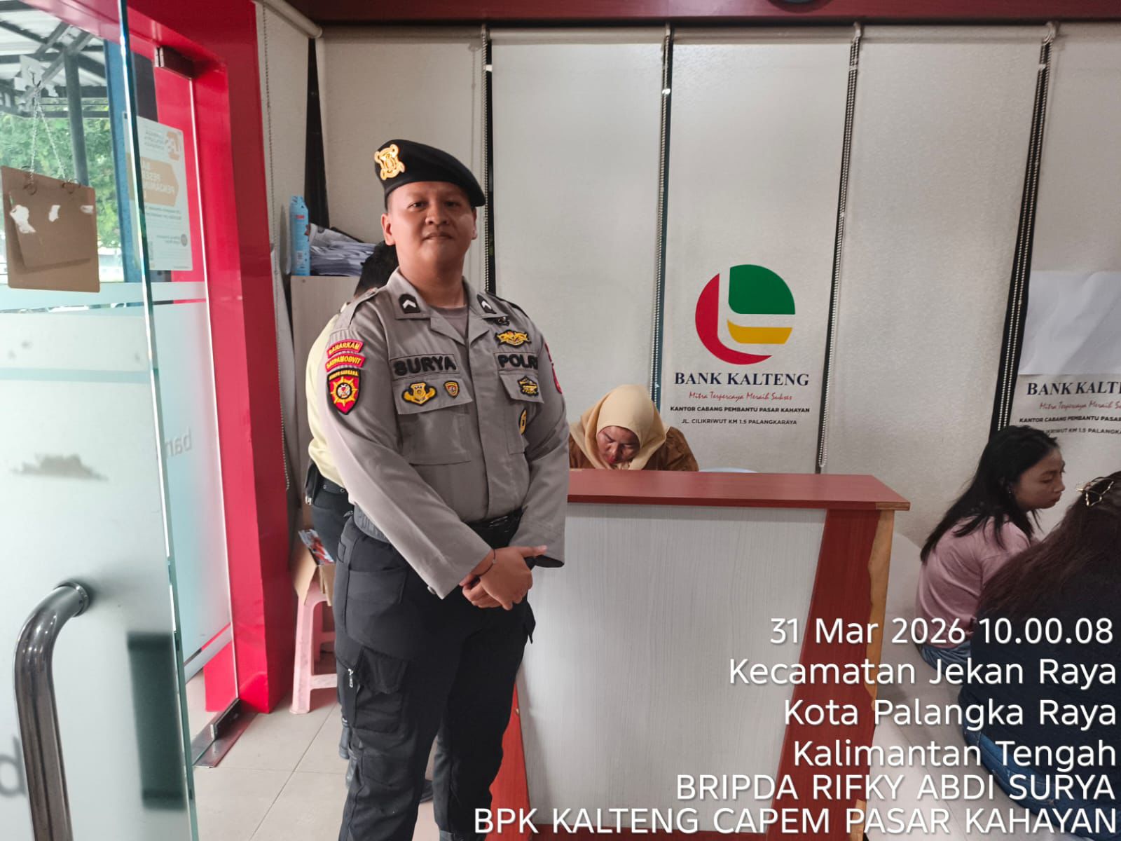 Jaga terus Kepercayaan Nasabah, Satpamobvit Polresta Palangka Raya Intensifkan Patroli di Sejumlah Bank