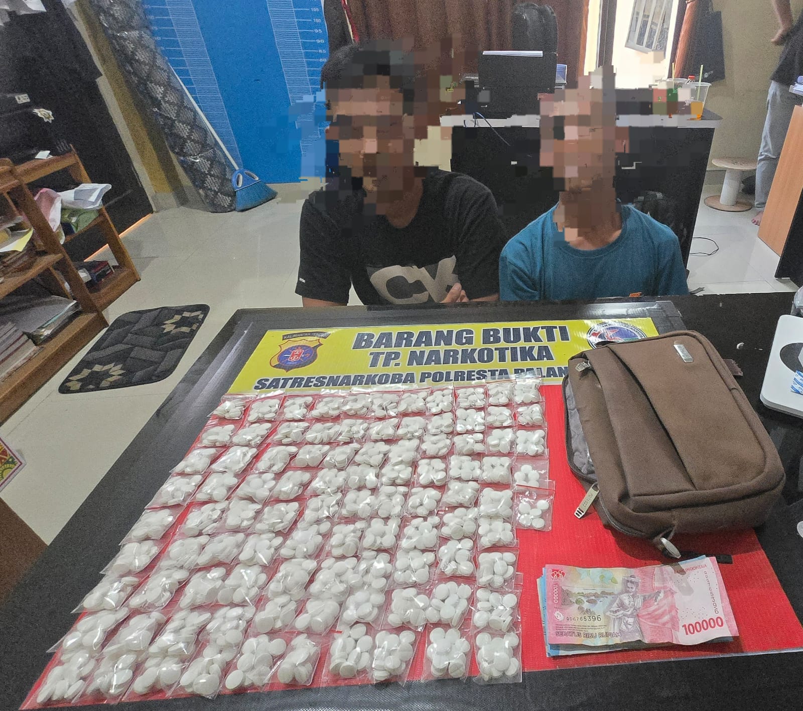 Satresnarkoba Polresta Palangka Raya Ungkap Peredaran Obat Diduga Narkotika, Dua Tersangka Diamankan