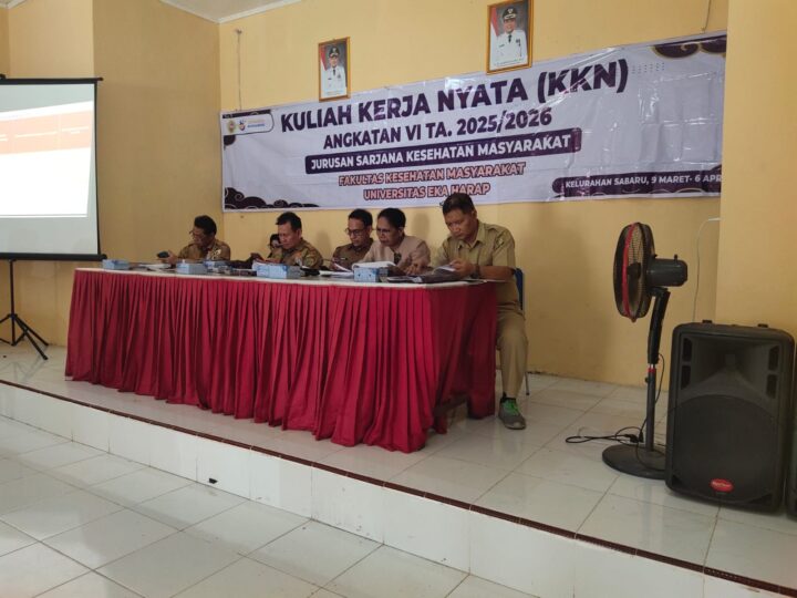 Bhabinkamtibmas Polsek Sabangau Hadiri Penutupan KKN Mahasiswa di Kelurahan Sabaru