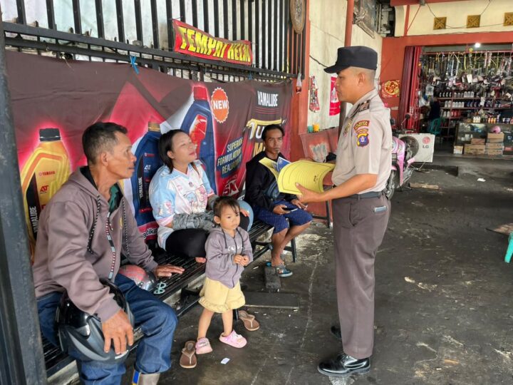 Satbinmas Polresta Palangka Raya Pererat Silaturahmi dan Sampaikan Imbauan Kamtibmas kepada Warga