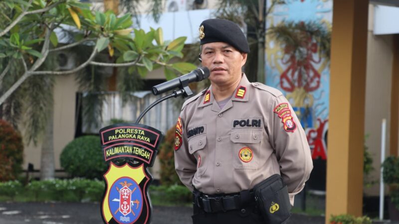 Amanat Apel Pagi, Kasatpamobvit Polresta Palangka Raya Ingatkan SOP Sebagai Pedoman Tugas