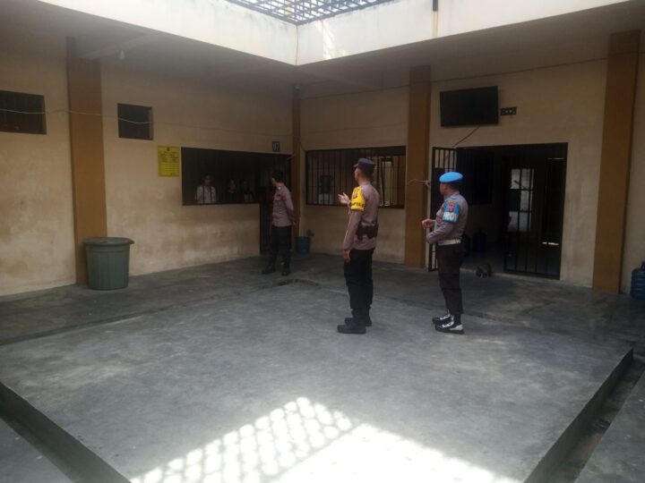 Pastikan Keamanan di Rutan, Pamapta II SPKT Polresta Palangka Raya Laksanakan Kontrol Tahanan