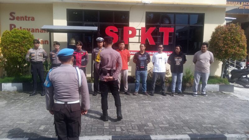 Untuk Tingkatkan Pelayanan, Pamapta II SPKT Polresta Palangka Raya Pimpin Apel Serah Terima Tugas