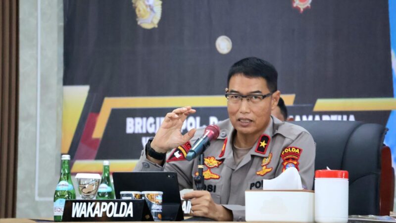 Beri Arahan Saat Kunker di Polres Barsel, Wakapolda Kalteng Tekankan Peningkatan Layanan Publik dan Penegakkan Hukum
