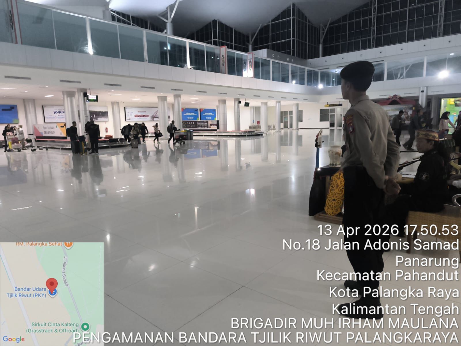 Satpamobvit Polresta Palangka Raya Intensifkan Pengamanan pada Bandara Tjilik Riwut