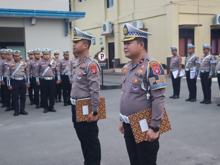 Dirlantas Polda Kalteng Pimpin penandatanganan Pakta Integritas Kasubditregident dan Kasat PJR