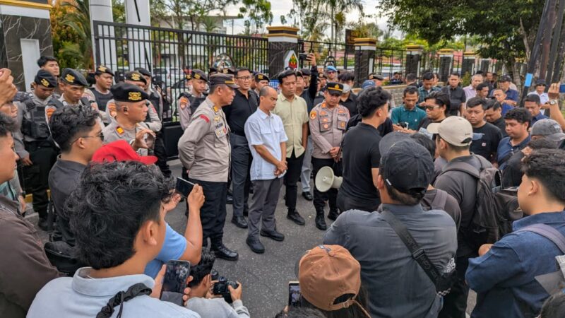 Berakhir Kondusif, Polresta Palangka Raya Berhasil Jaga Keamanan Aksi Damai di Kantor Kejati