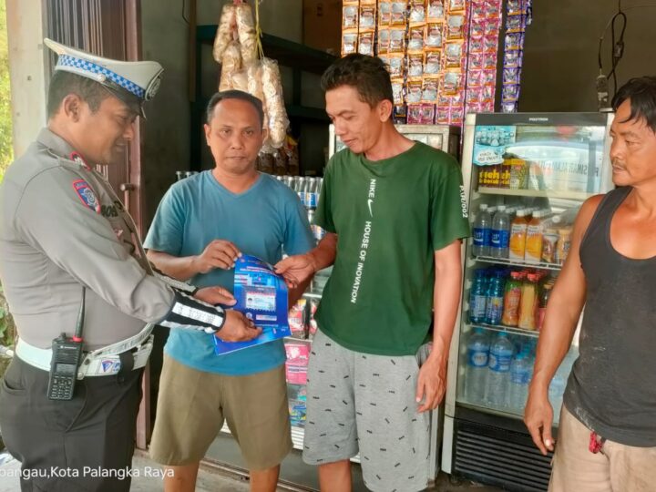 Gelar Dikmas Lantas, Satlantas Polresta Palangka Raya Edukasikan Keselamatan dan Tertib Lalu Lintas