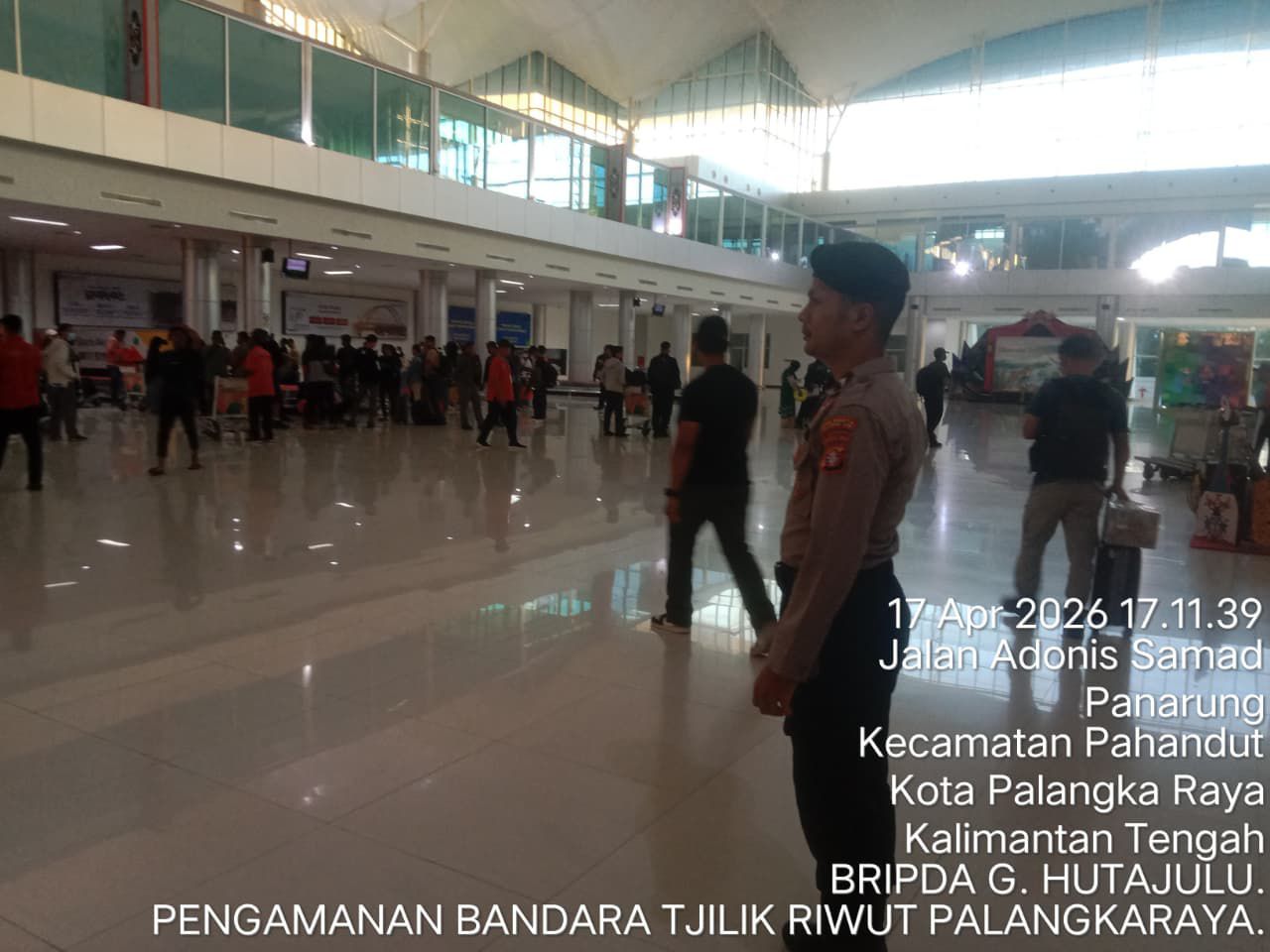 Satpamobvit Polresta Palangka Raya terus Intensifkan Patroli Area Bandara Tjilik Riwut