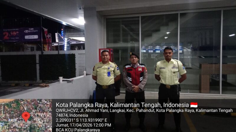 Anggota Samapta Polresta Palangka Raya Gencarkan Patroli Dialogis di Kantor BCA