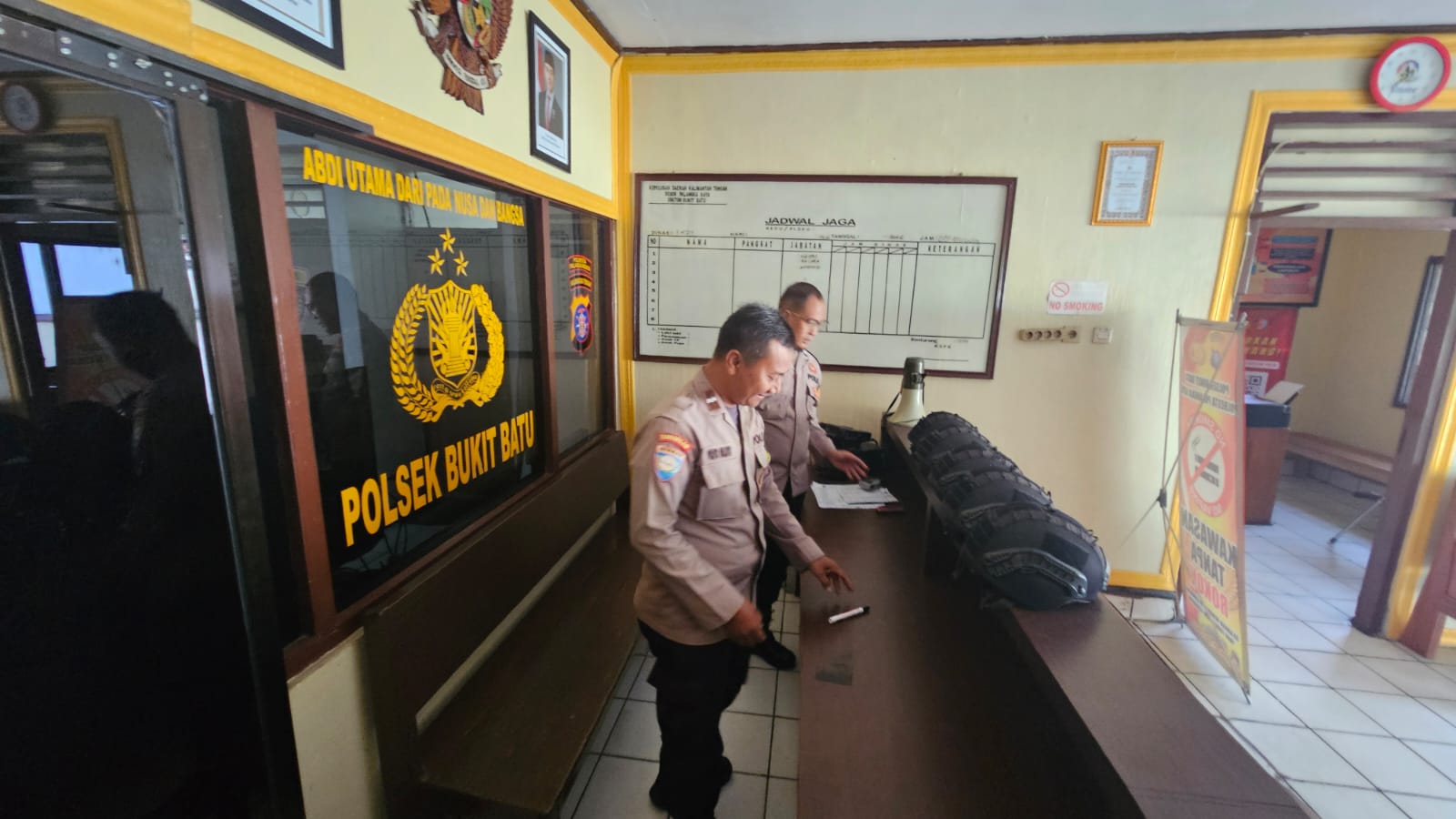 Jelang Tugasnya, Polsek Bukit Batu Cek Inventaris Penjagaan