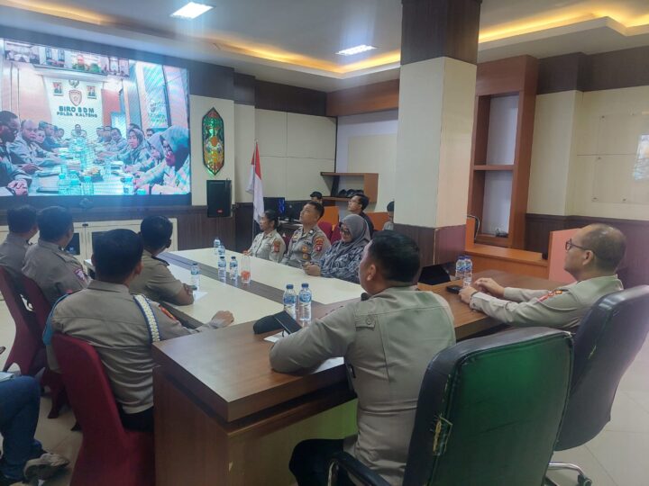 Ikuti Zoom Meeting, Polresta Palangka Raya Bahas Penerapan WFH dan WFO bagi PNPP
