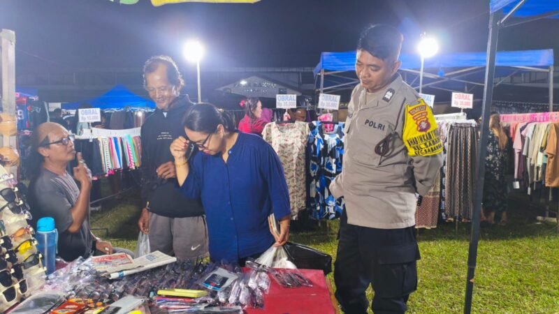 Berikan terus Rasa Aman, Polsek Sabangau Sharing Kamtibmas di Pasar Rakyat