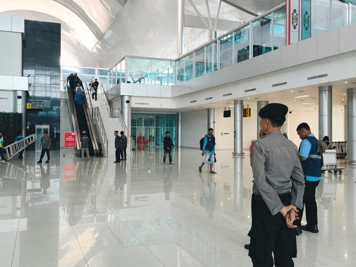 Siaga di Bandara Tjilik Riwut, Satpamobvit Polresta Palangka Raya Tinjau Aktivitas Bandara