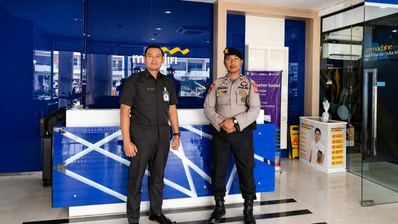 Pelihara Keamanan, Satpamobvit Polresta Palangka Raya Jaga Bank
