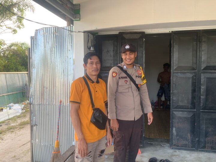 Sambangi Pemukiman, Bhabinkamtibmas Petuk Bukit Ingatkan Waspada Curanmor