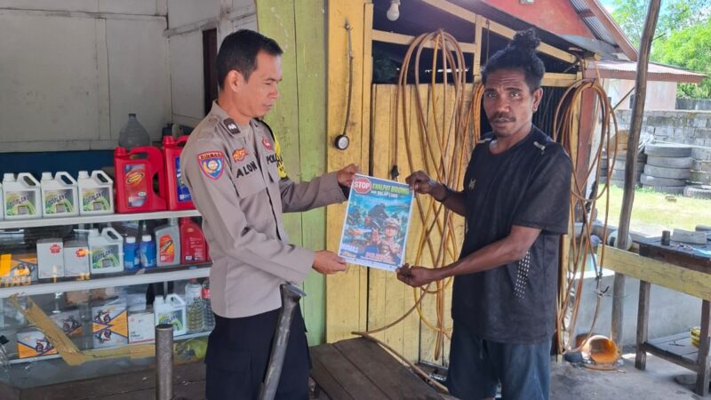 Di Tumbang Tahai, Bhabinkamtibmas Polsek Bukit Batu Secara Masif Sosialisasikan Larangan Knalpot Brong