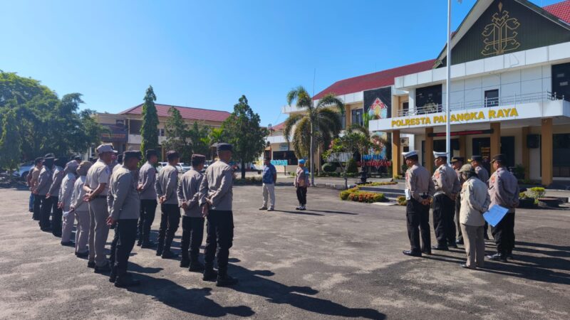 Gelar Apel Sore, Polresta Palangka Raya Lakukan Konsolidasi Pelaksanaan Tugas Sepanjang Hari