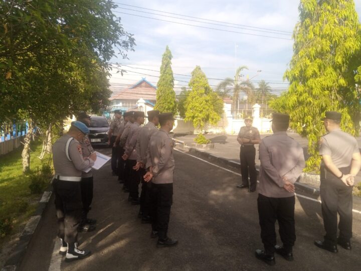Waspers saat Apel Satfung, Sipropam Polresta Palangka Raya Cek Absensi dan Kelengkapan Personel