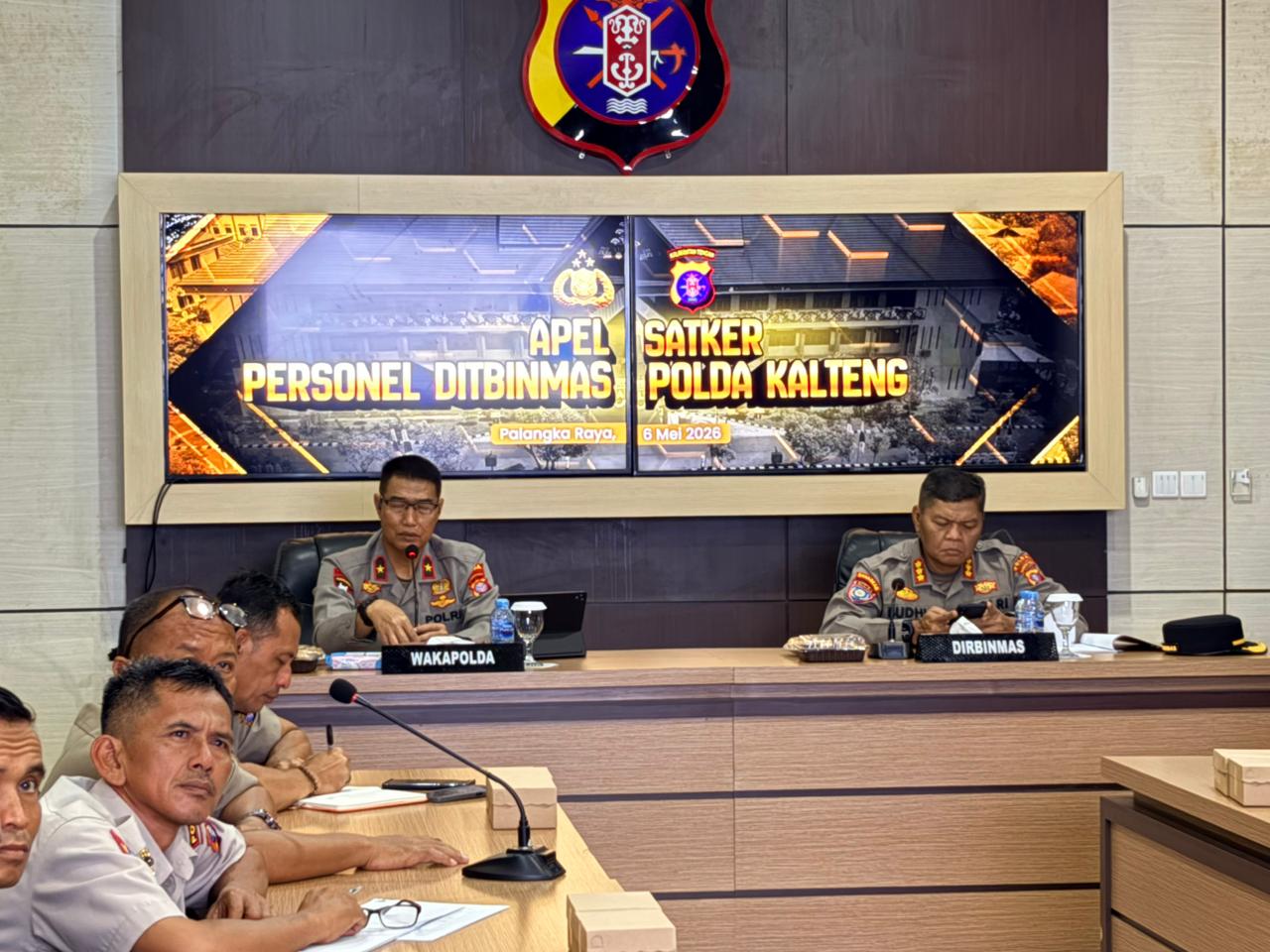 Sampaikan Arahan ke Personel Ditbinmas, Wakapolda Kalteng: Aktif Sambangi Masyarakat