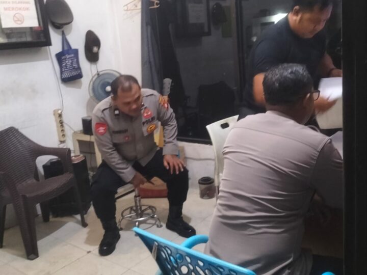 Perkuat terus Sinergi Pengamanan, Polsek Bukit Batu Laksanakan Sambang dan Koordinasi dengan Satpam PT Tip Top Gasindo