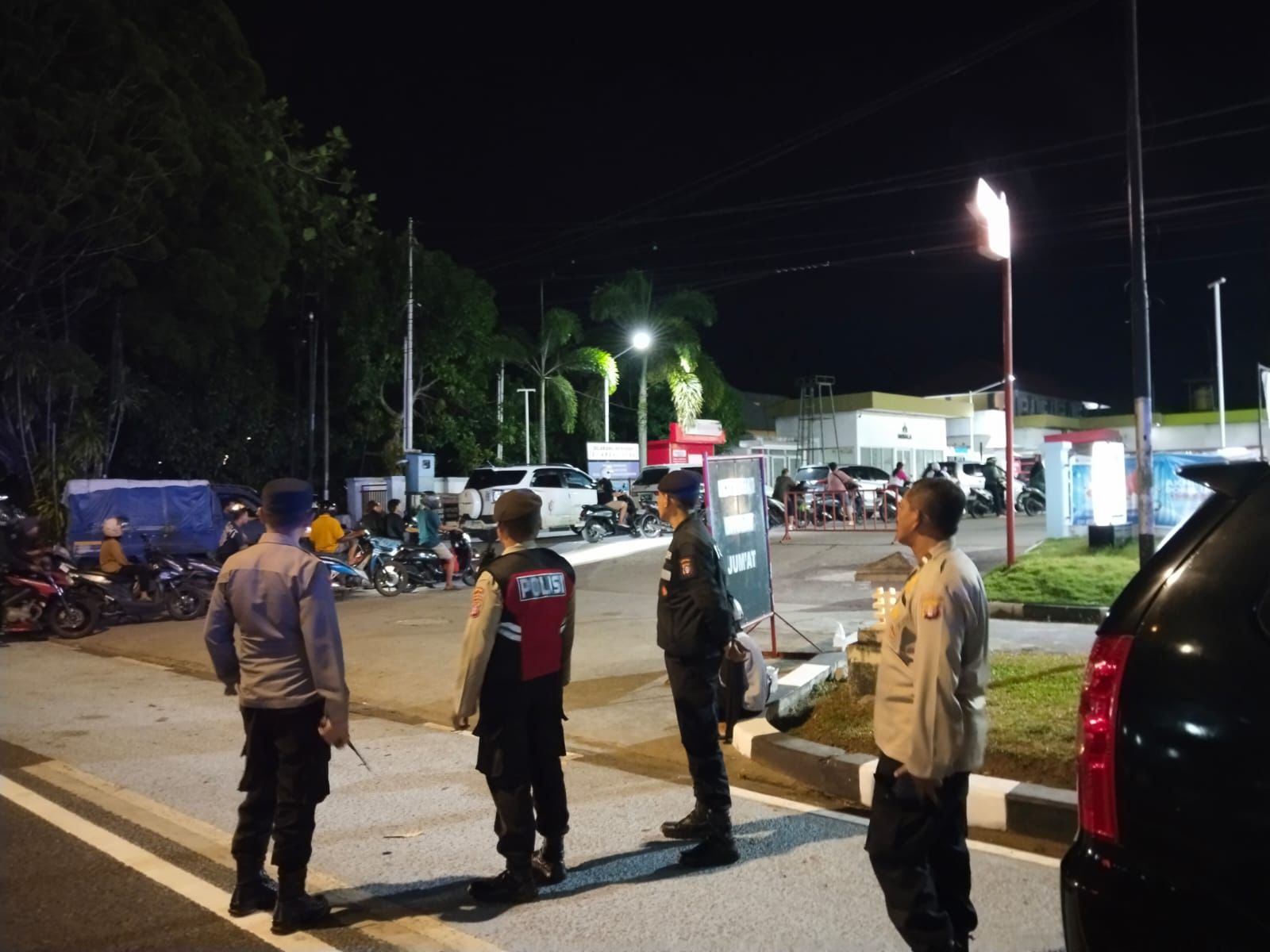 Patroli di SPBU, Polresta Palangka Raya Jaga Kamtibmas dan Kelancaran Antrean BBM