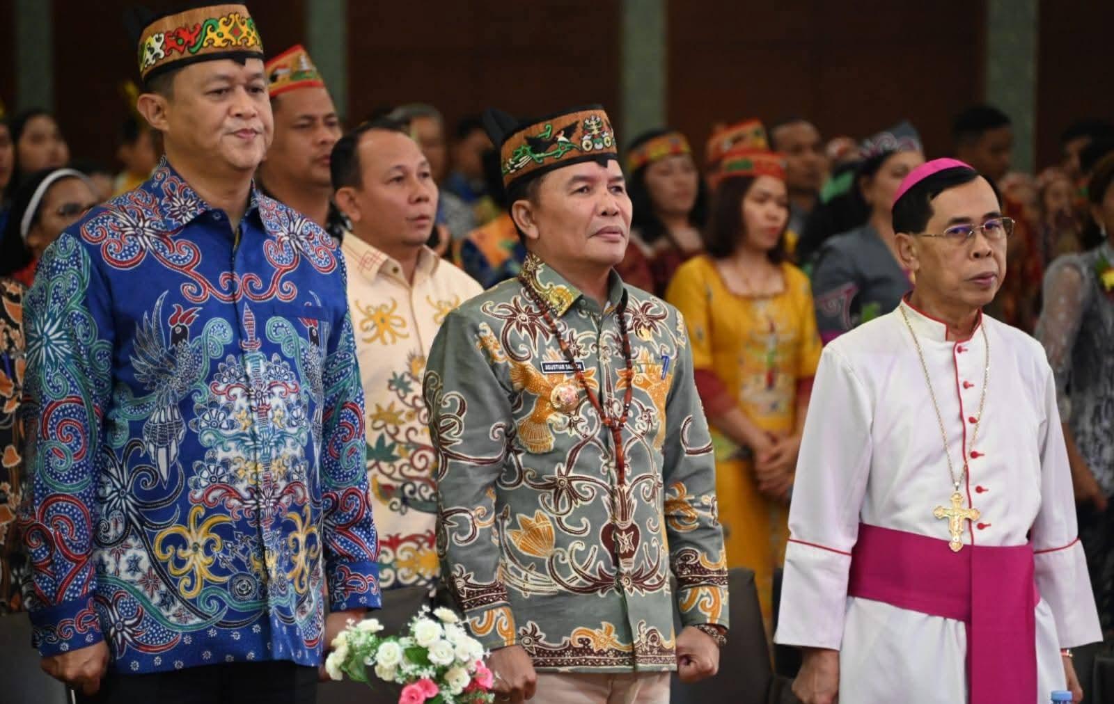 Kapolda Kalteng Apresiasi 25 Tahun Pengabdian Uskup Palangka Raya, Jaga Kerukunan Umat Beragama
