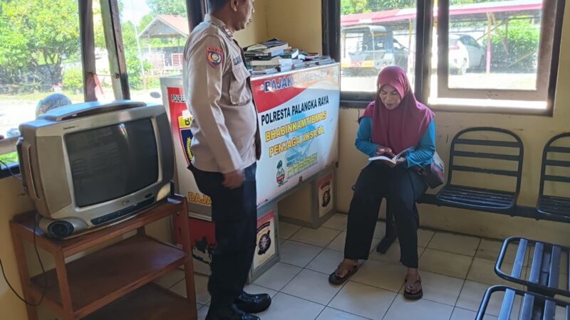 Dorong terus Minat Baca, Personel Polsek Sabangau Gulirkan Program Bajaka Presisi