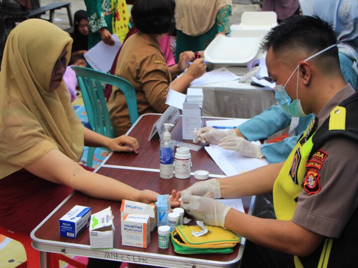 Gencarkan Pelayanan Kesehatan Preventif, Rumkit Bhayangkara Hadirkan Posyandu Keliling bagi Semua Kalangan