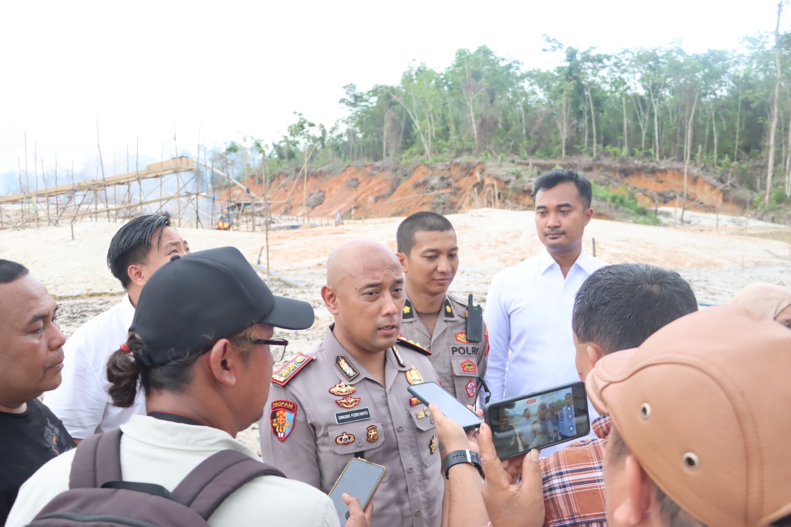 Polres Barito Utara Tegas Berantas Tambang Emas Ilegal, Kapolres Pimpin Langsung Penyitaan dan Pemusnahan Lokasi