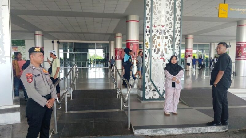 Gelar Pengamanan di Bandara Tjilik Riwut, Satpamobvit Polresta Palangka Raya Jamin Keamanan Penumpang