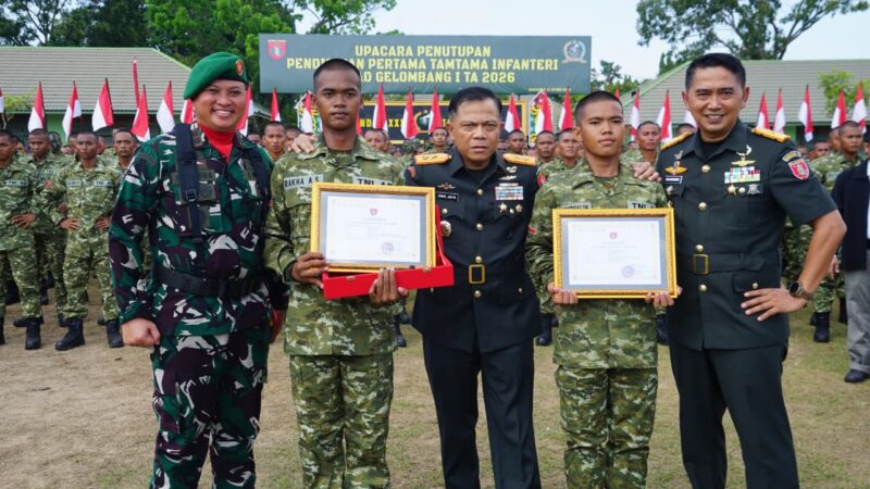 Pangdam XXII/TB Pimpin Upacara Penutupan Pendidikan Pertama Tamtama Infanteri TNI AD Gelombang I TA 2026