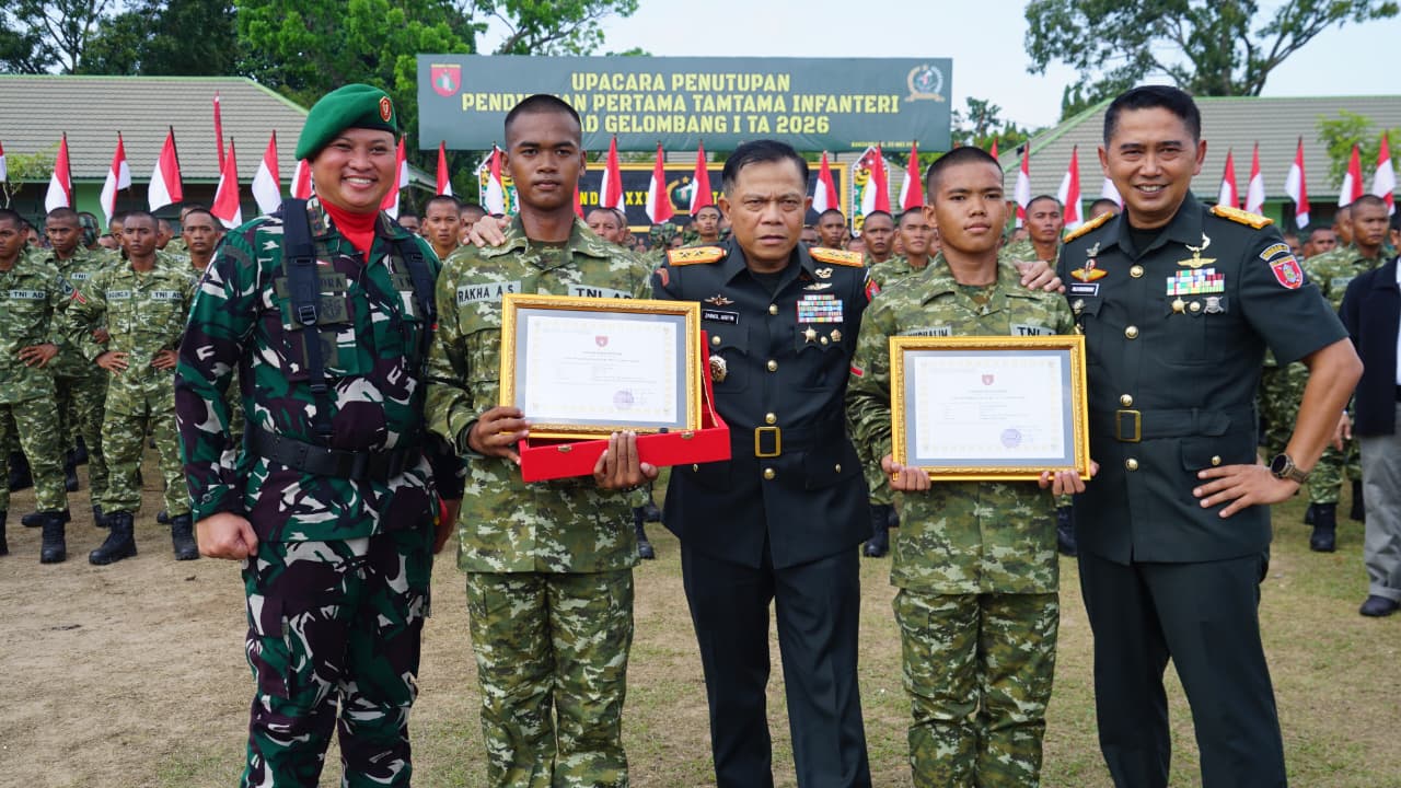 Pangdam XXII/TB Pimpin Upacara Penutupan Pendidikan Pertama Tamtama Infanteri TNI AD Gelombang I TA 2026
