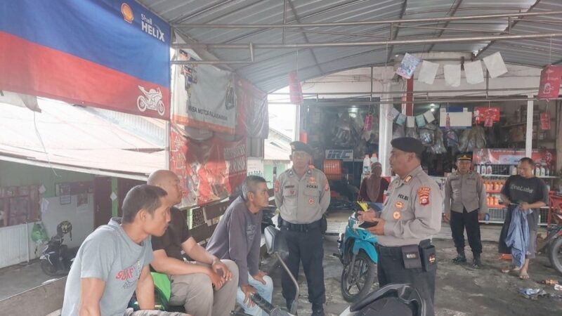 Cegah Penggunaan Knalpot Brong, Patroli Polsek Pahandut Sambangi Bengkel Motor