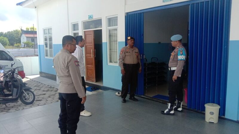Kunjungi SPPG 2 Polda Kalteng, Polsek Pahandut Pantau Aktivitas Proses MBG