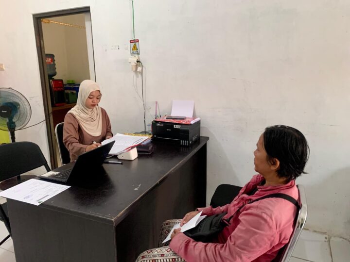 Berada di Poliklinik, Seksi Dokkes Polresta Palangka Raya Berikan Layanan Kesehatan