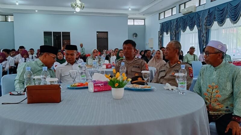 Hadiri Pelepasan Siswa dan Sertijab Kepala Madrasah, Polsek Pahandut Dukung Dunia Pendidikan