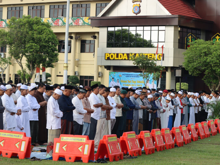 Maknai Hari Raya Idul Adha 1447 H, Polda Kalteng Gelar Salat Id Bersama Masyarakat