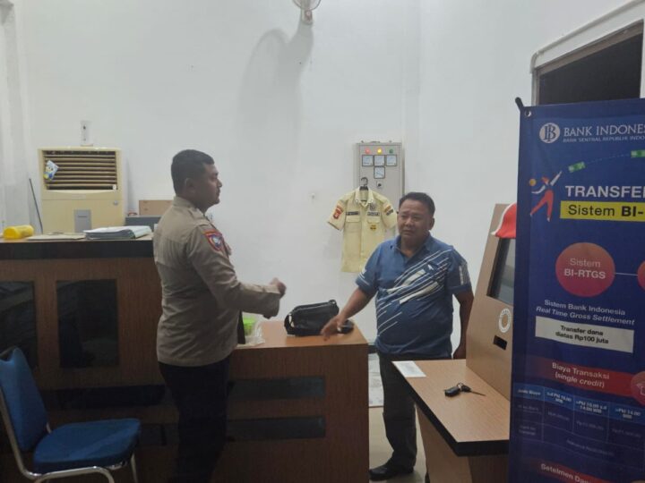 Bersinergi Jaga Keamanan, Patroli Polsek Bukit Batu Rangkul Satpam Bank Kalteng