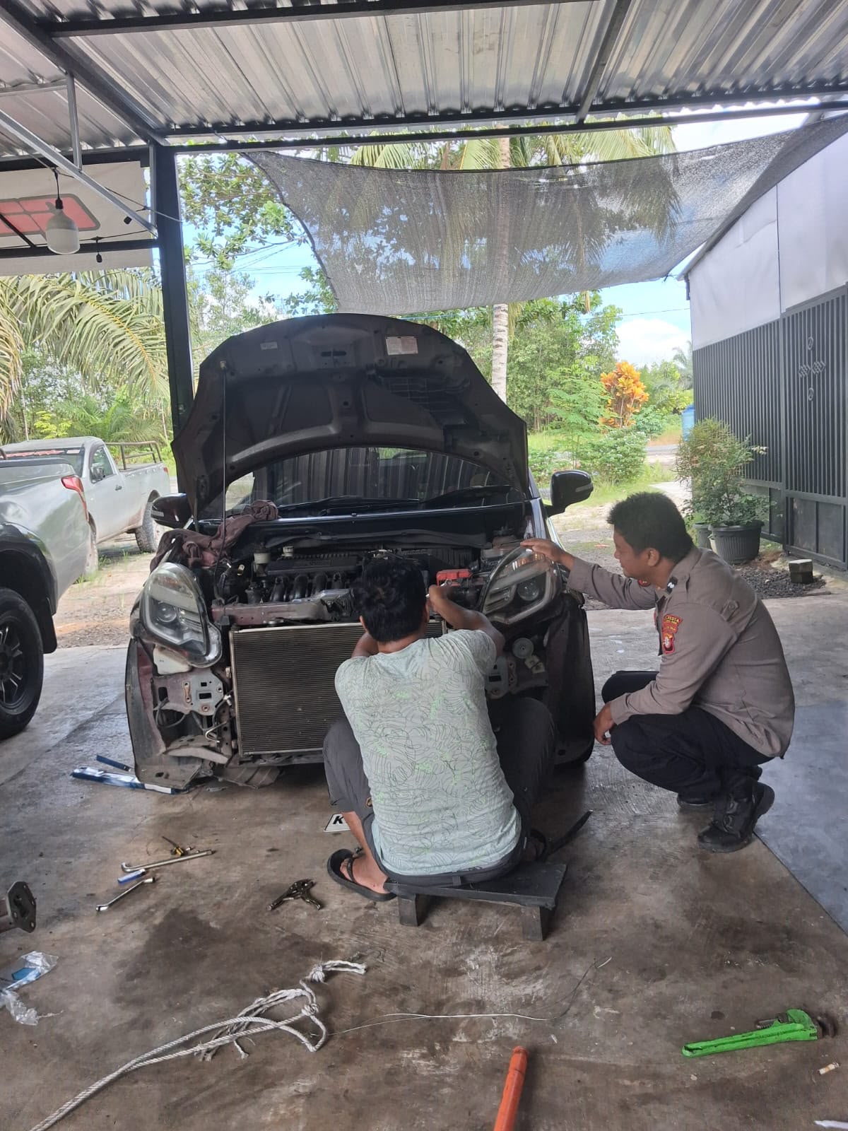 Datangi Bengkel Mobil, Polsek Rakumpit Imbau Warga Selalu Waspada Curanmor