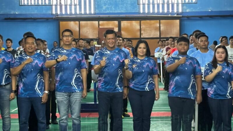Meriahkan HUT Bhayangkara ke-80, Polda Kalteng Gelar Kejuaraan Bulutangkis