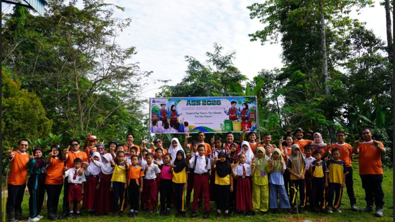 Peringati Hari Lingkungan Hidup, PT ABB Ajak Siswa SDS Sakakarangan Belajar Kelola Sampah dan Biopori