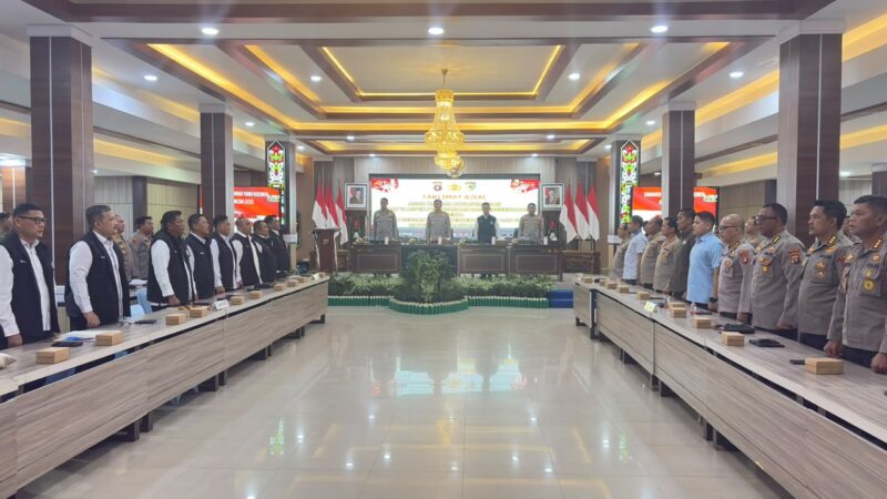 TINGKATKAN TRANSPARANSI,POLDA KALTENG GELAR TAKLIMAT AWAL AUDIT KINERJA TAHAP II SERTA ADTT PNBP DAN BLU ITWASUM POLRI