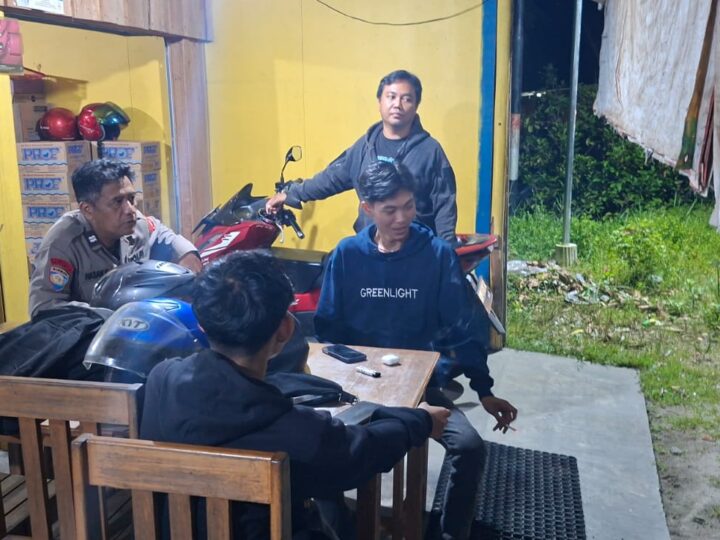 Patroli Harkamtibmas Polsek Bukit Batu, Jaga Keamanan Wilayah pada Malam Hari